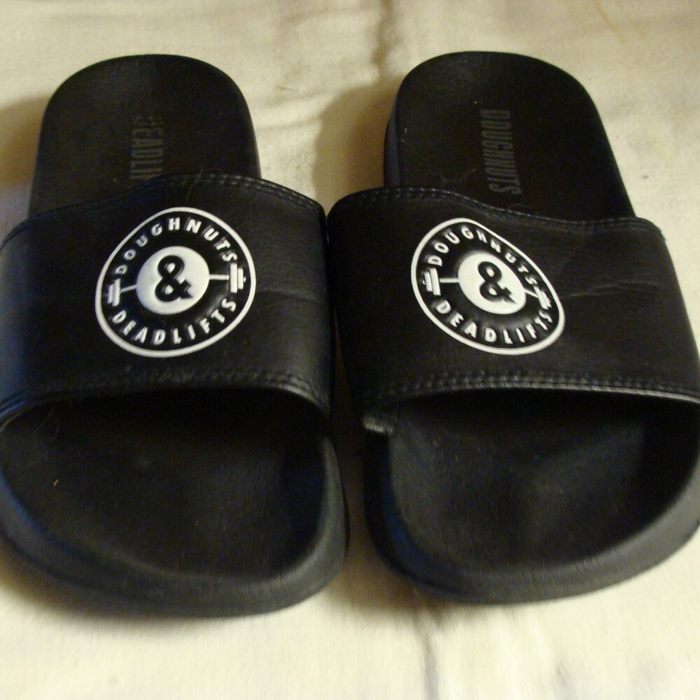 Women's Doughnuts & Deadlifts Slides